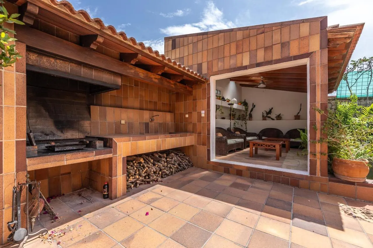 Villa Marjals Muro 0*,